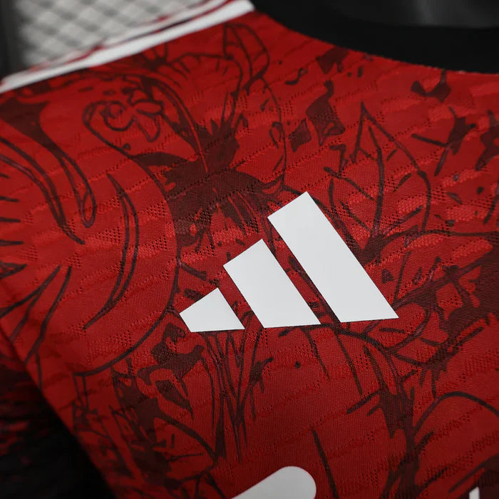 Liverpool "Gekrönter Adler" Limited Trikot