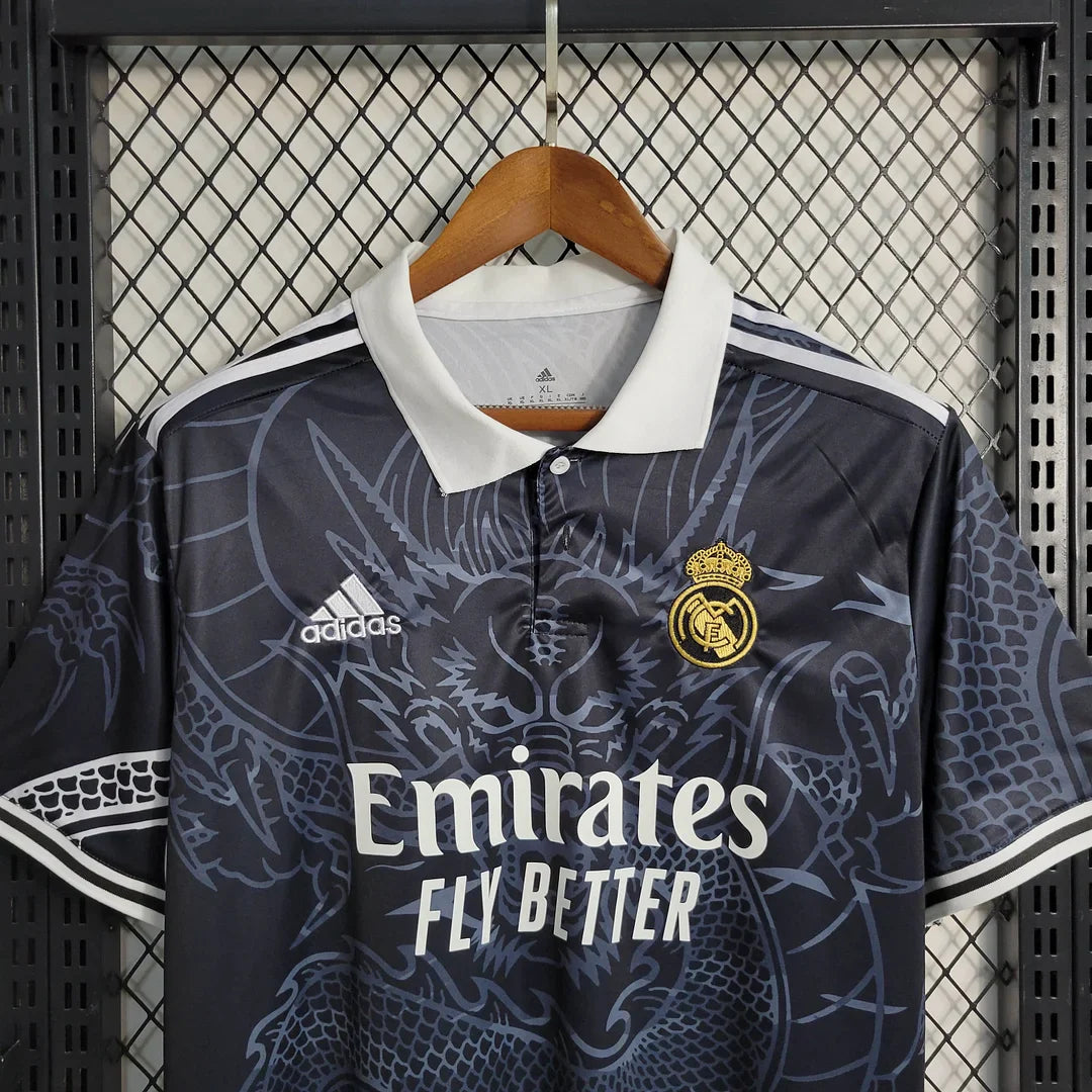 Real Madrid "Schwarzer Drache" limitiertes Trikot
