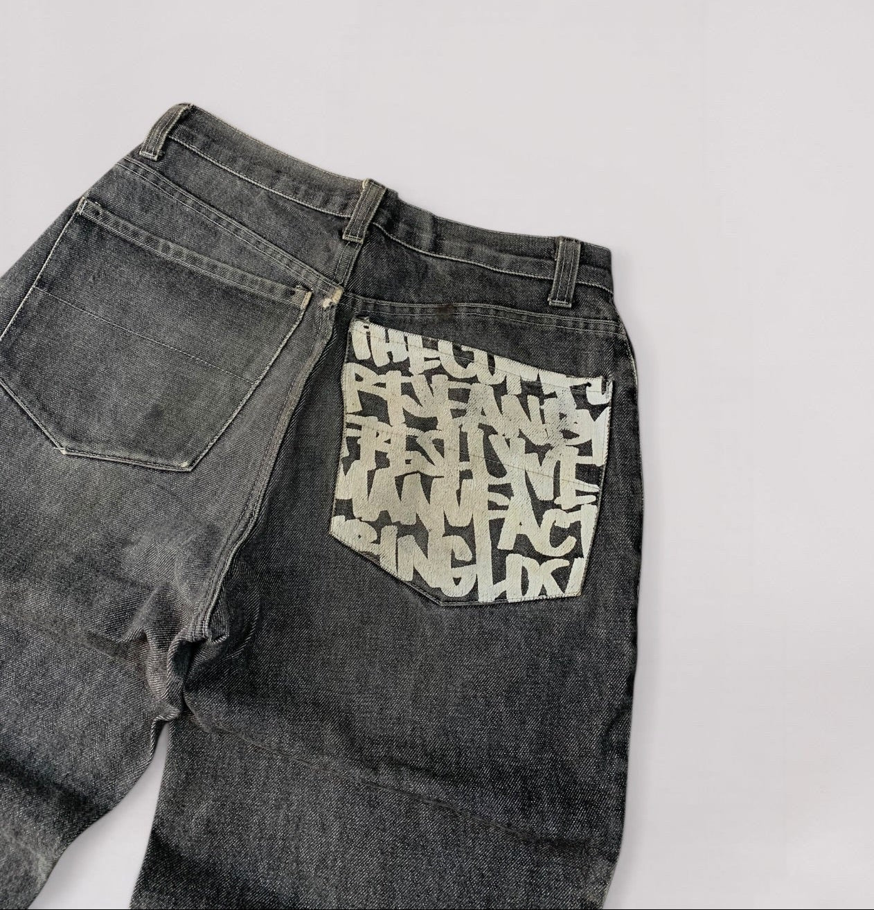 Rare Freshjive Jeans (M)