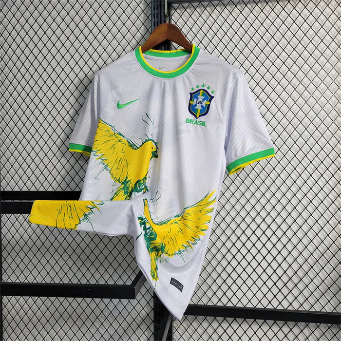 Brasilien "Canarinho Flight" Limited Trikot