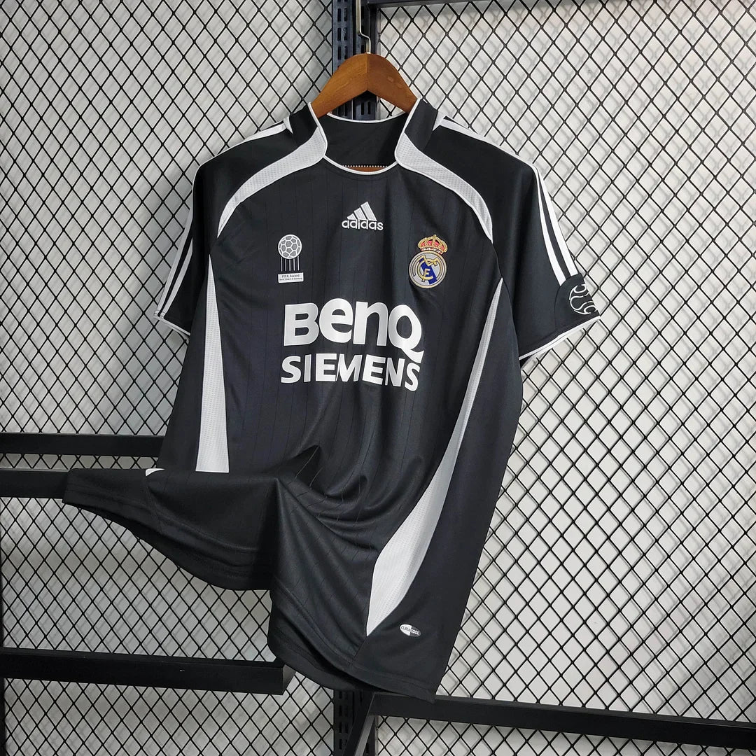 2006/2007 Retro Real Madrid Auswärtstrikot