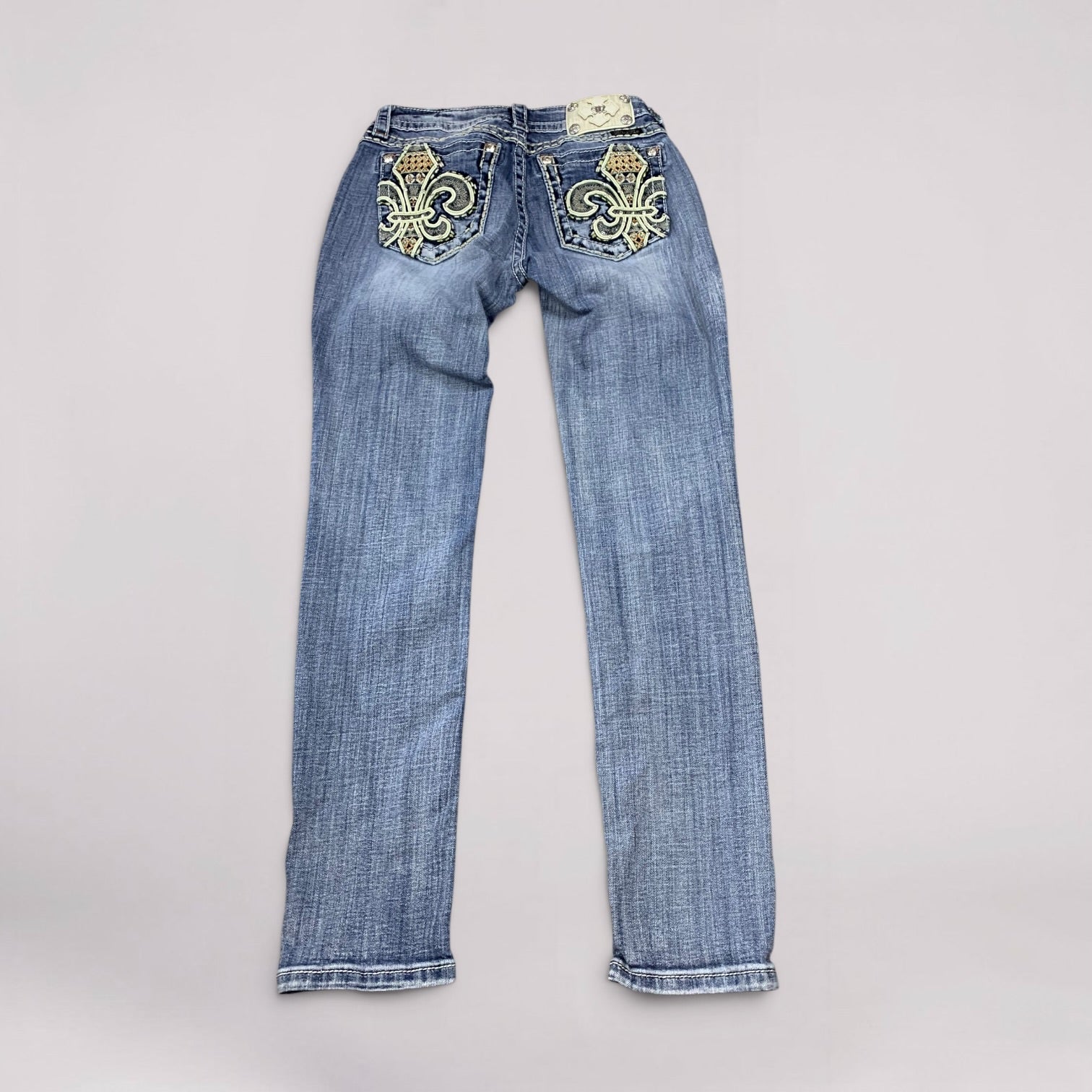 Miss Me Jeans (M)