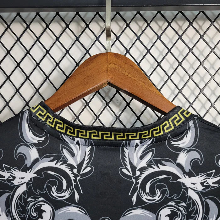 Italien „Versace“ Schwarzes limitiertes Trikot